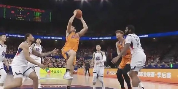 开云官网-上海84-79险胜山东：强弱预判，季后赛里全是变数？
