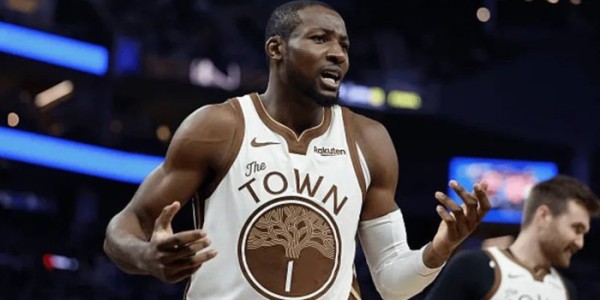 开云官网-勇士127-145猛龙2喜2忧！2弃将齐爆，库里抡不动，格林纯战犯！|吉米·巴特勒|库明加|德雷蒙德·格林|斯蒂芬·库里|多伦多猛龙队_新浪体育_新浪新闻