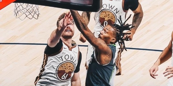 开云App-勇士惨败！兰德尔18+7希尔德10中2，戈贝尔15+17，库里也开怀大笑